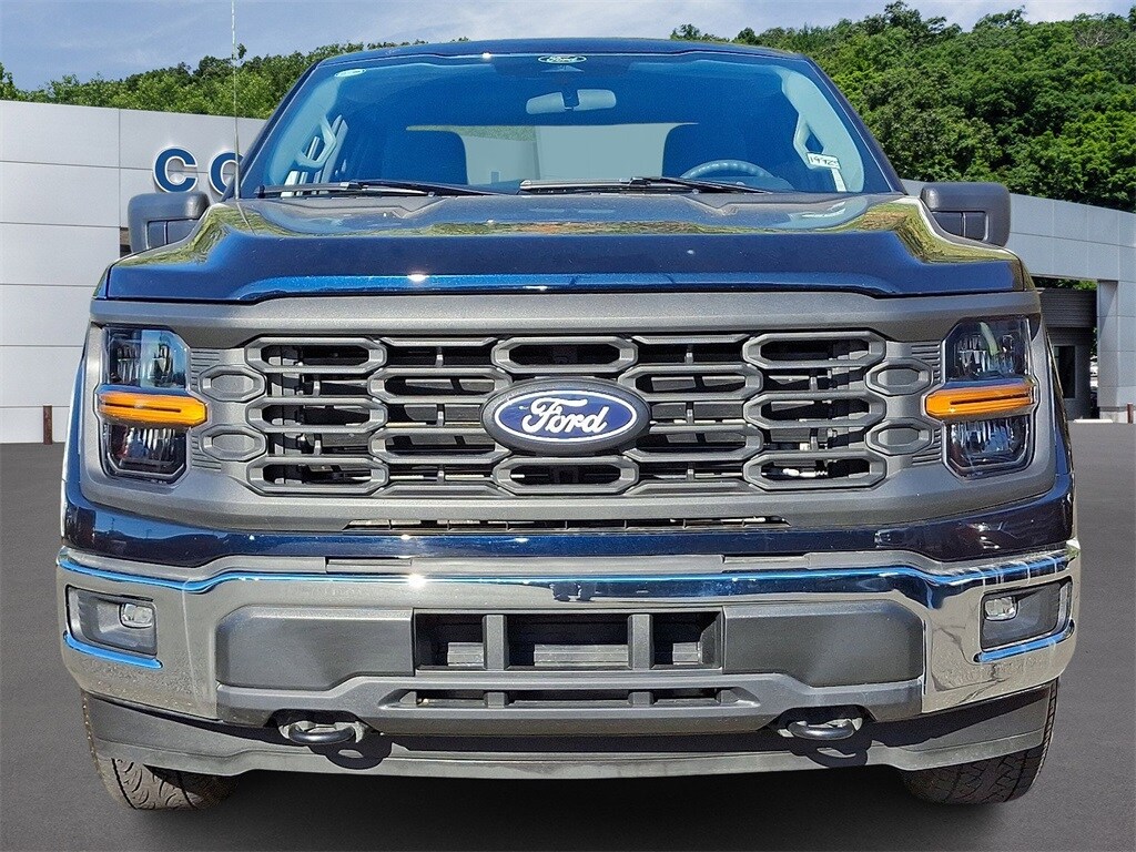 2024 Ford F-150 XL photo 2