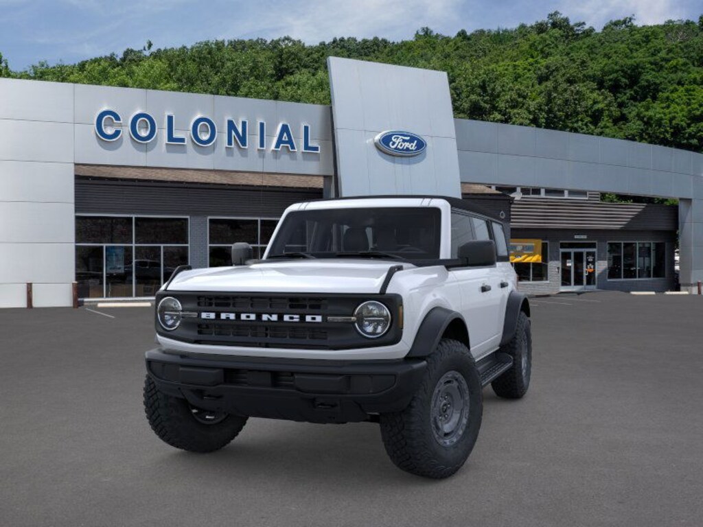 New 2025 Ford Bronco Base SUV