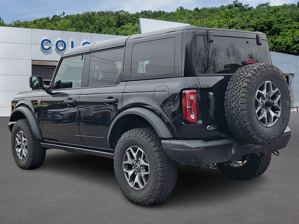 Used 2025 Ford Bronco Badlands SUV