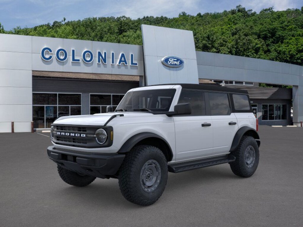 New 2025 Ford Bronco Base SUV