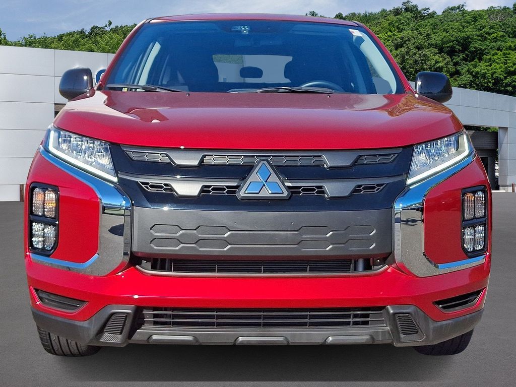 Used 2025 Mitsubishi Outlander Sport 2.0 LE SUV