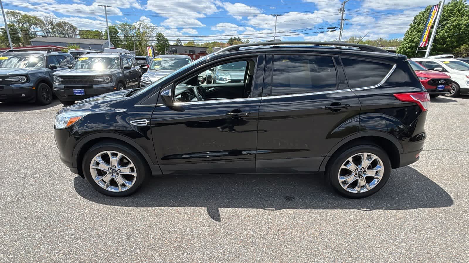 Used 2016 Ford Escape SE with VIN 1FMCU9G93GUB49852 for sale in Marlborough, MA