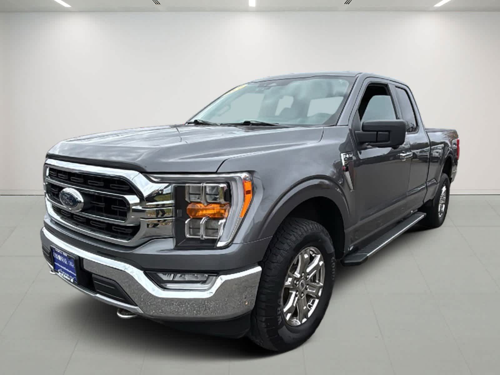 2021 Ford F-150 XLT's photo