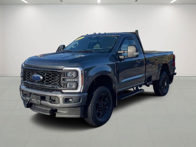 2023 Ford Super Duty F-350 SRW XL 4WD Reg Cab 8 Box 4WD Reg Cab 8 Box