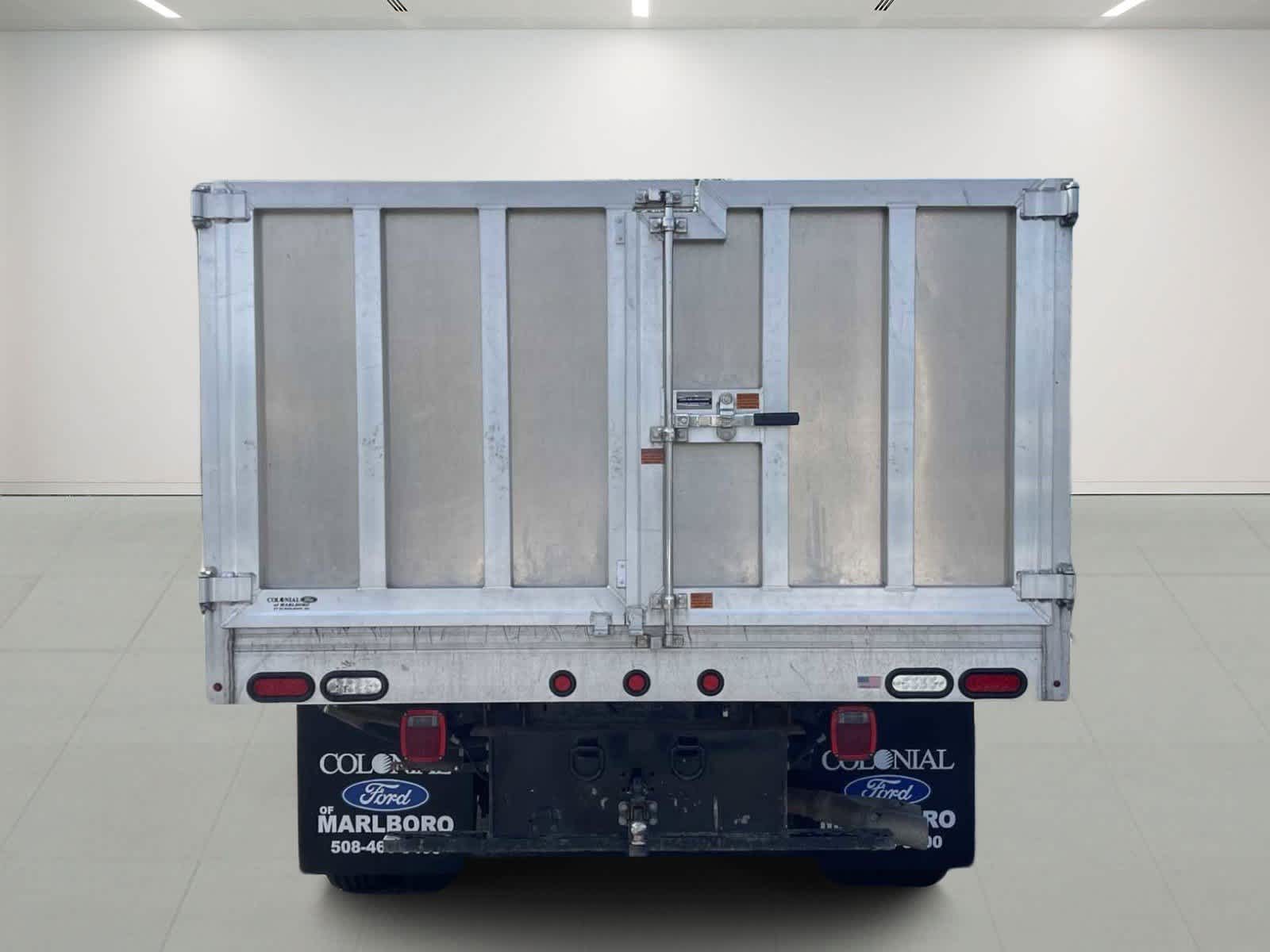 2019 Ford F-350 XLT photo 4
