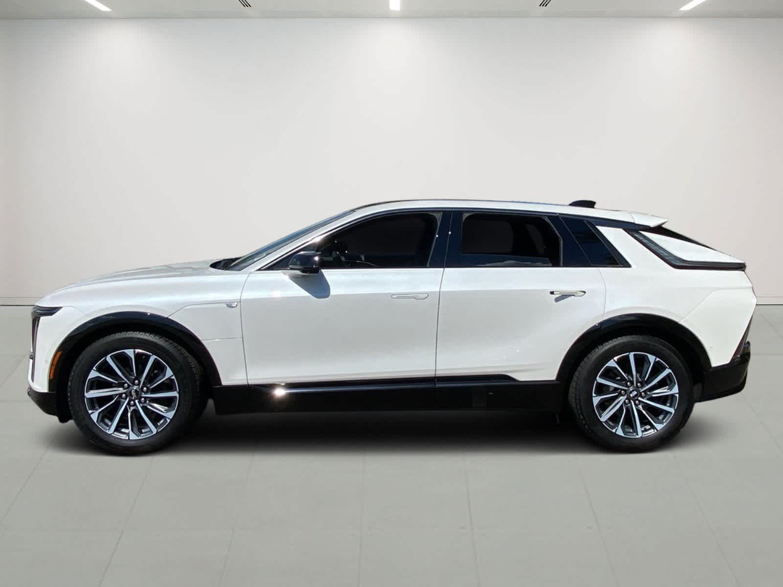 Used 2024 Cadillac LYRIQ Sport 2 with VIN 1GYKPVRL0RZ113206 for sale in Marlborough, MA