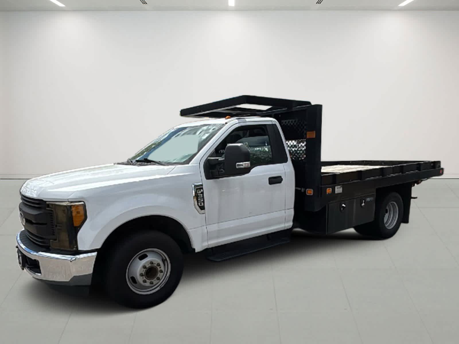 2017 Ford F-350 XL Regular Cab 169-In DRW's photo