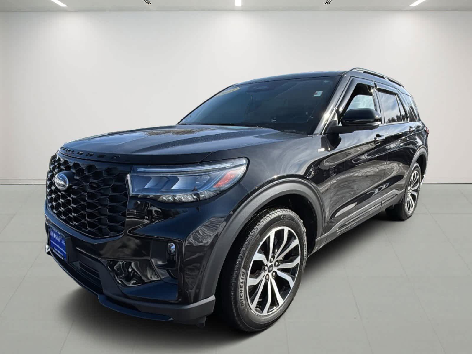 2025 Ford Explorer ST-LINE 4WD (PL535)'s photo