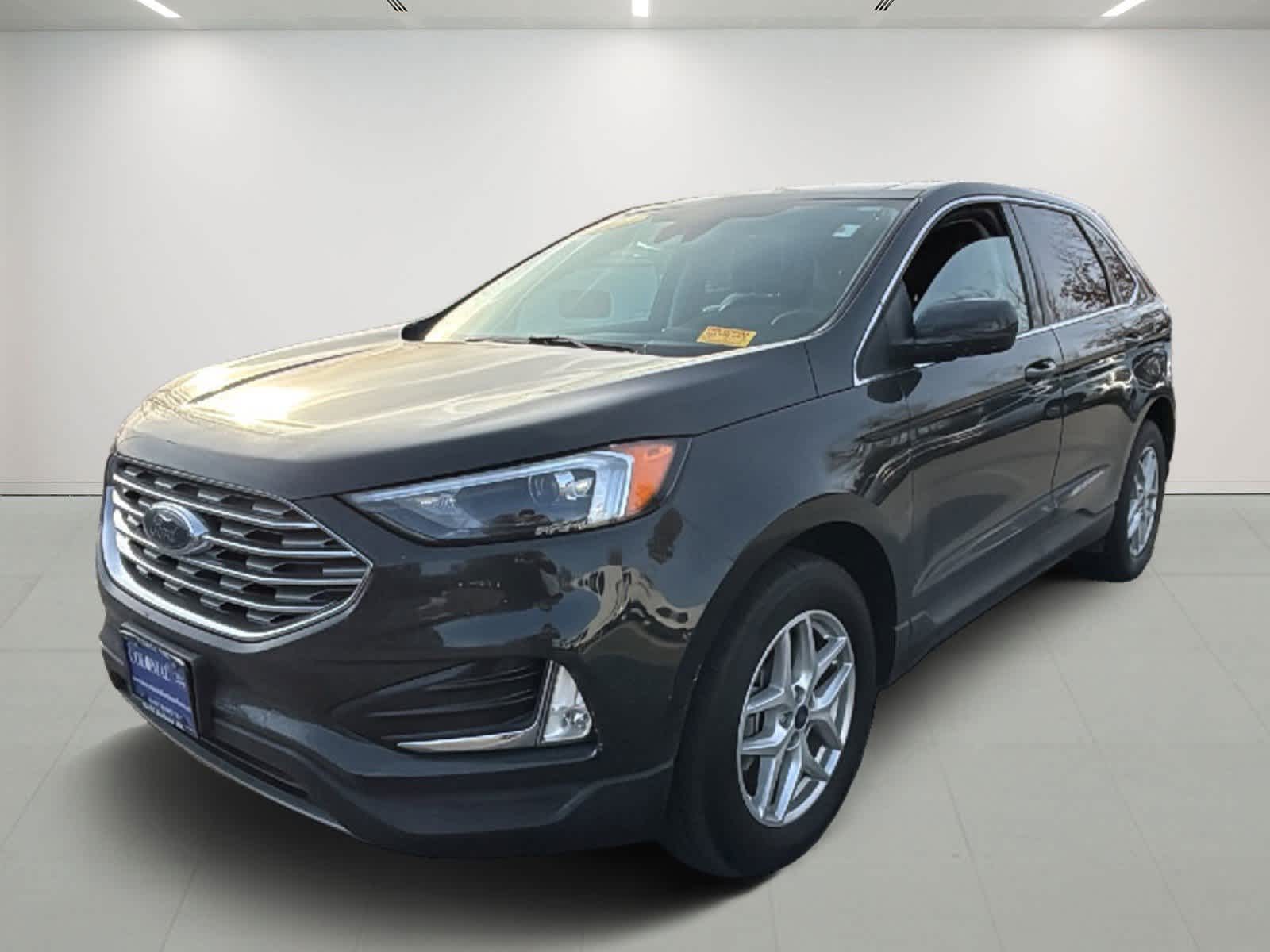 2022 Ford Edge SEL's photo