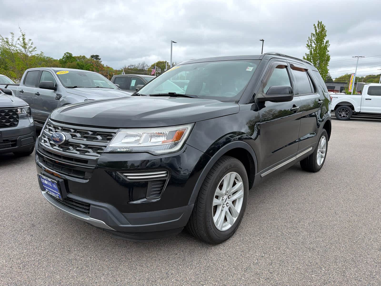 2019 Ford Explorer XLT 4WD's photo
