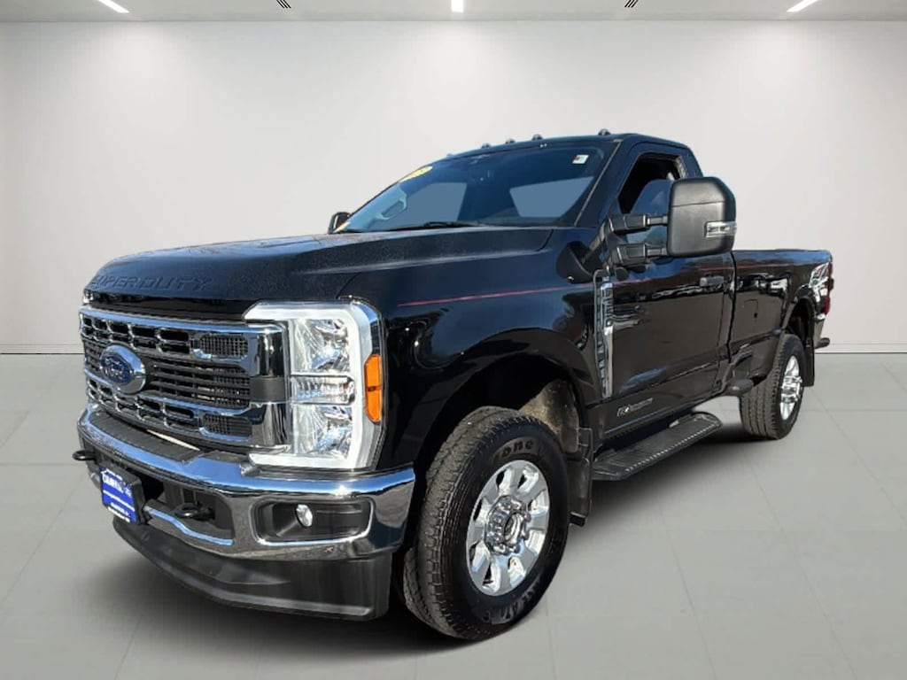 Used 2023 Ford Super Duty F-350 SRW XLT 4WD Reg Cab 8 Box 4WD Reg Cab 8 Box