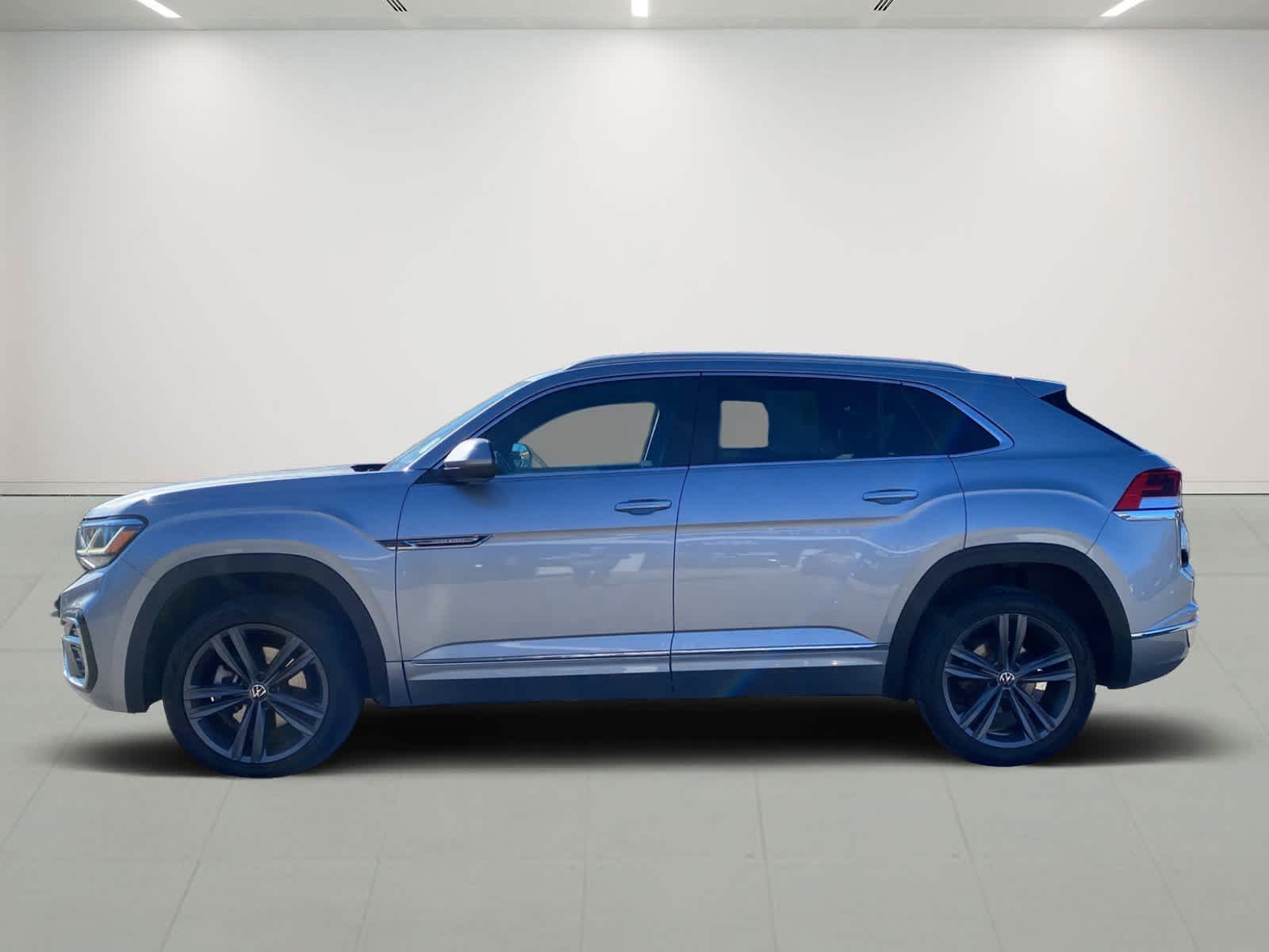 Used 2022 Volkswagen Atlas Cross Sport SEL R-Line with VIN 1V2SE2CA2NC205379 for sale in Marlboro, MA