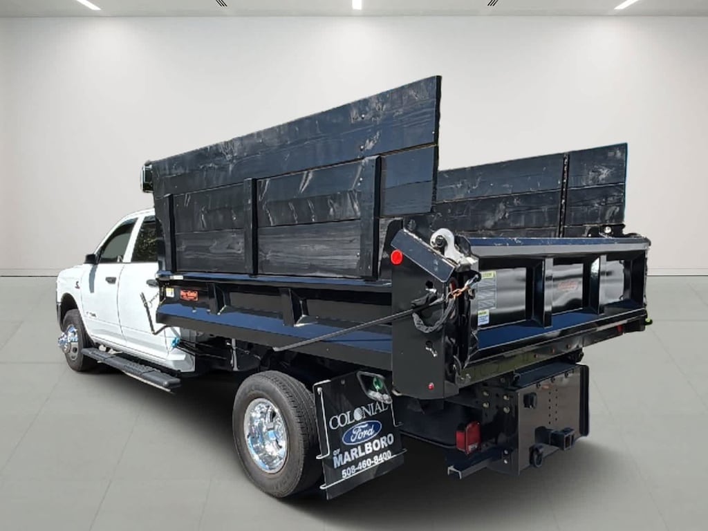 Used 2022 Ram 3500 Chassis Cab Tradesman 4WD Crew Cab 60 CA 172.4 WB 4WD Crew Cab 60 CA 172.4 WB
