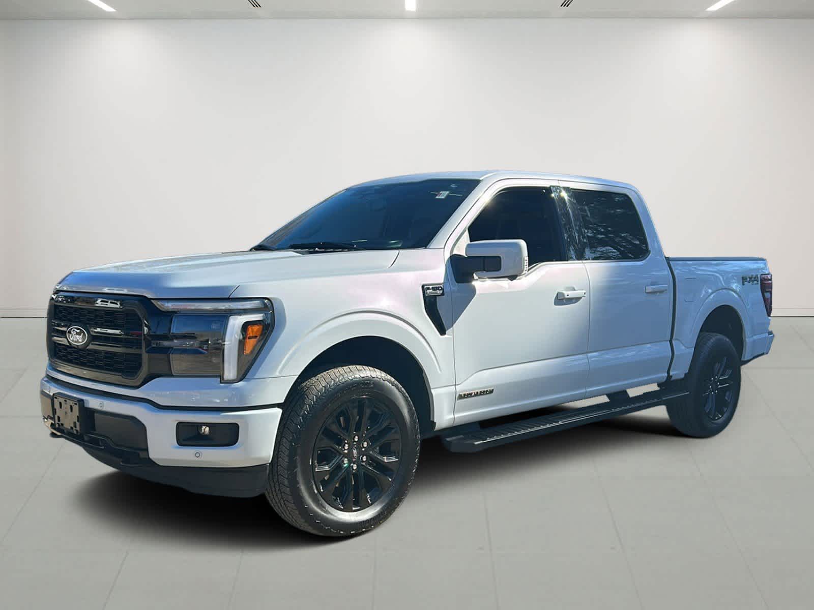 2025 Ford F-150 Lariat 4x4 SuperCrew 5-1/2 Box's photo