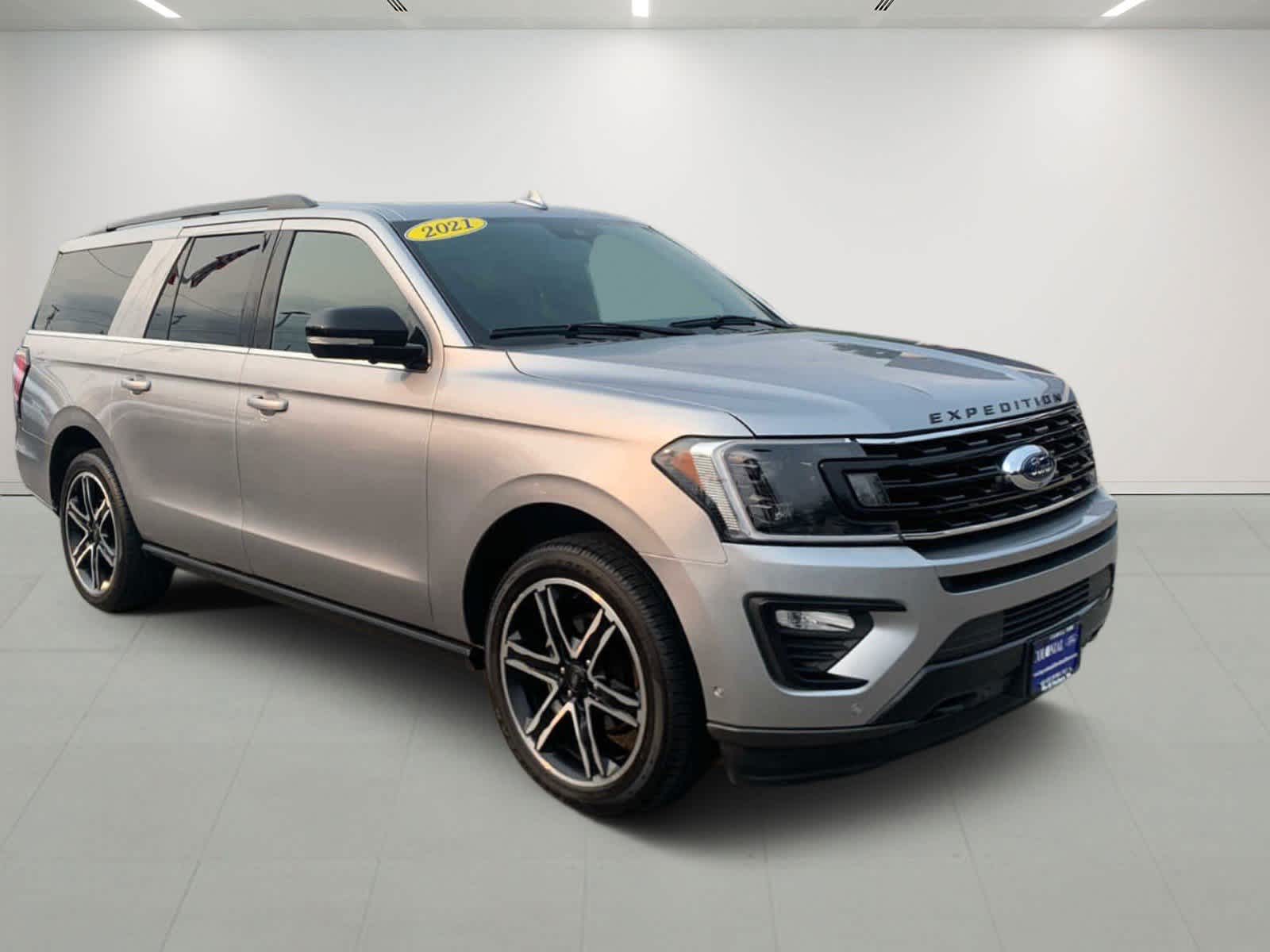 2021 Ford Expedition MAX Limited photo 3
