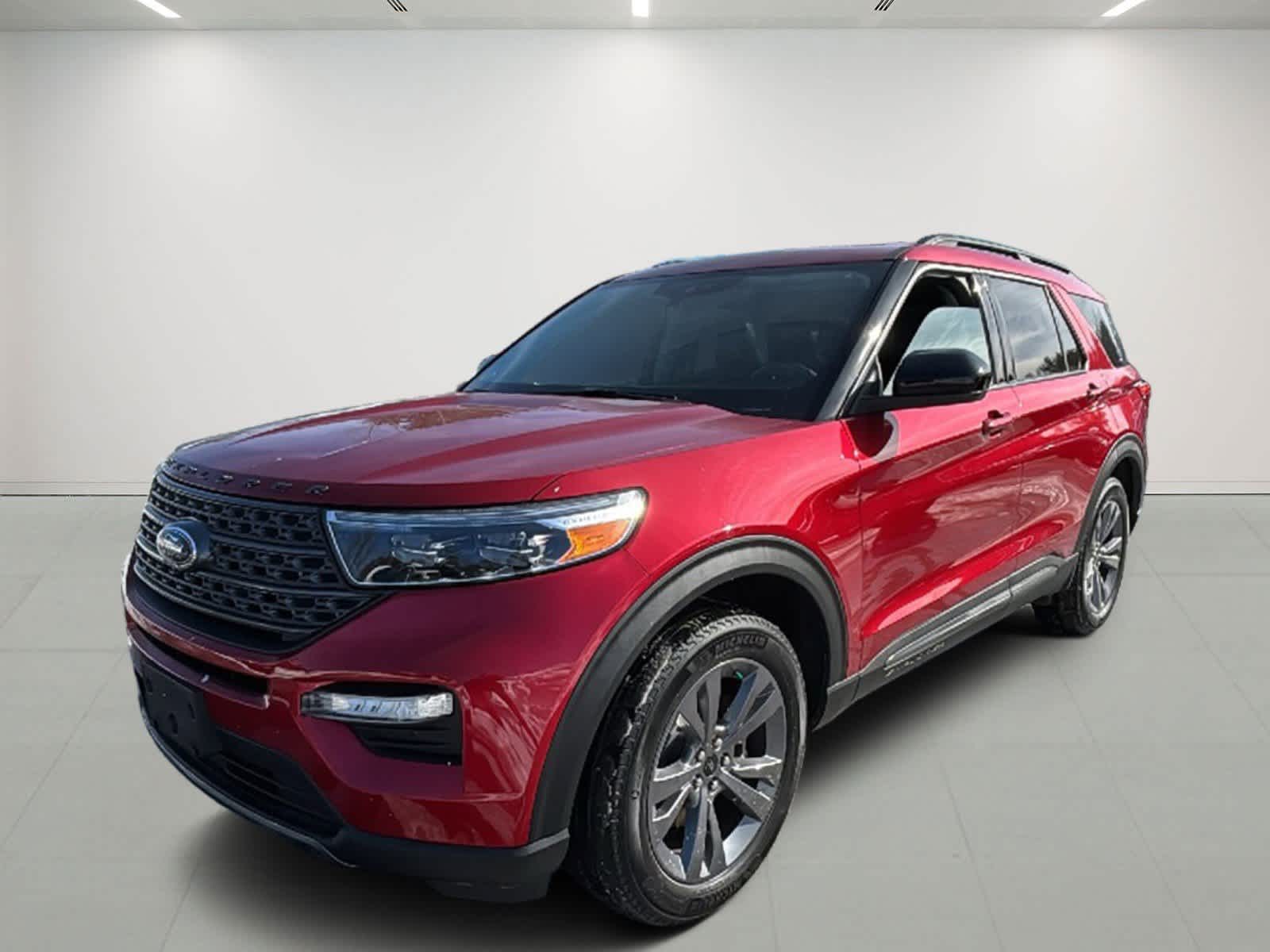 2022 Ford Explorer XLT 4WD's photo