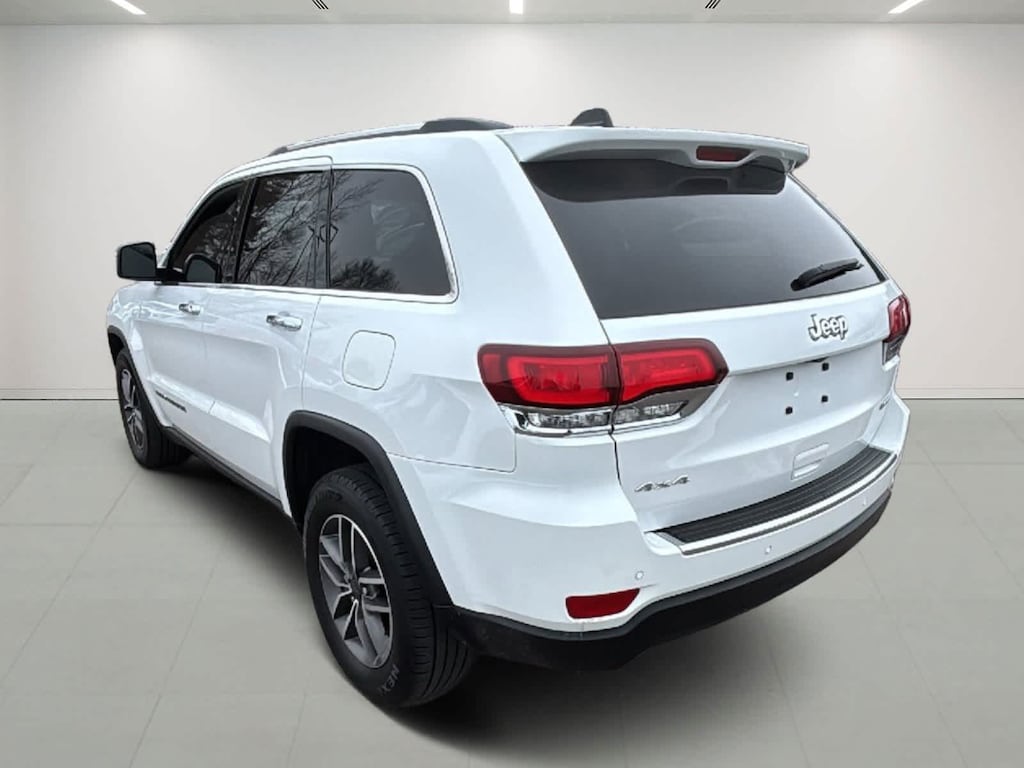 2020 Jeep Grand Cherokee Limited photo 2