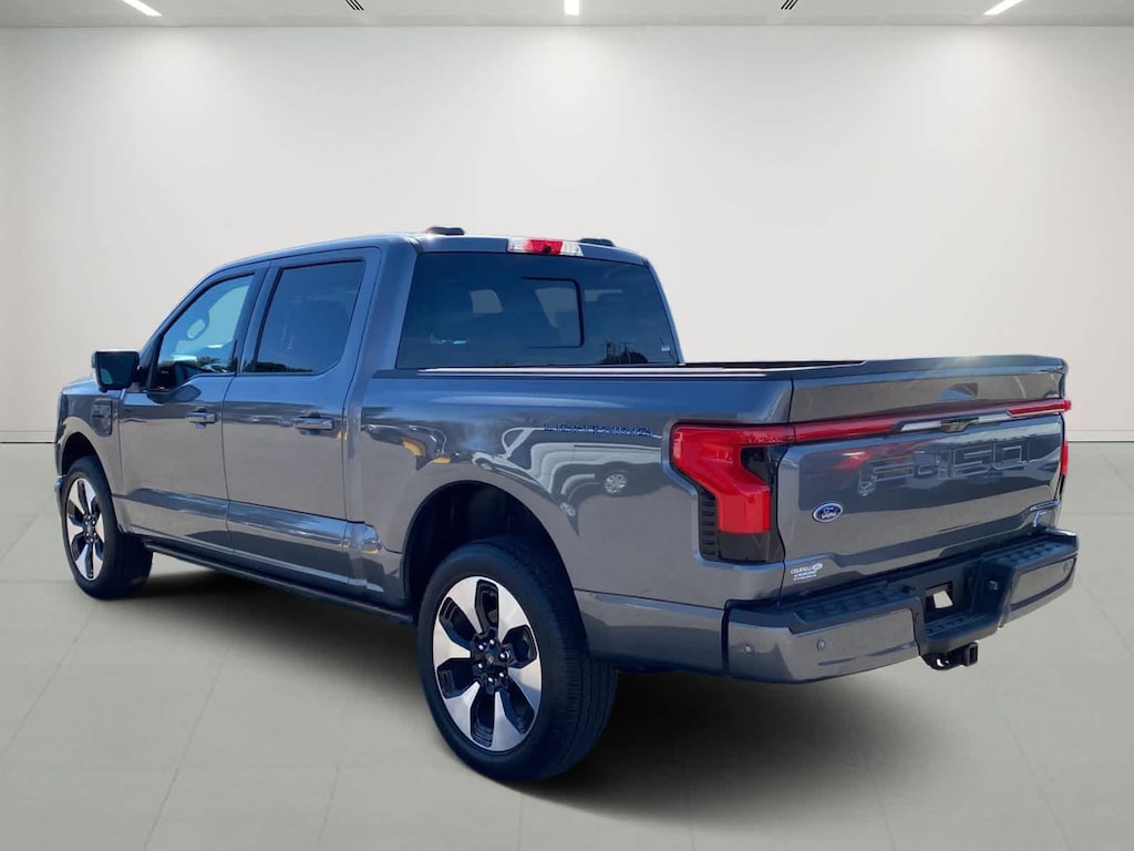 Used 2023 Ford F-150 Lightning Platinum 4WD Supercrew 5.5 Box 4WD SuperCrew 5.5 Box