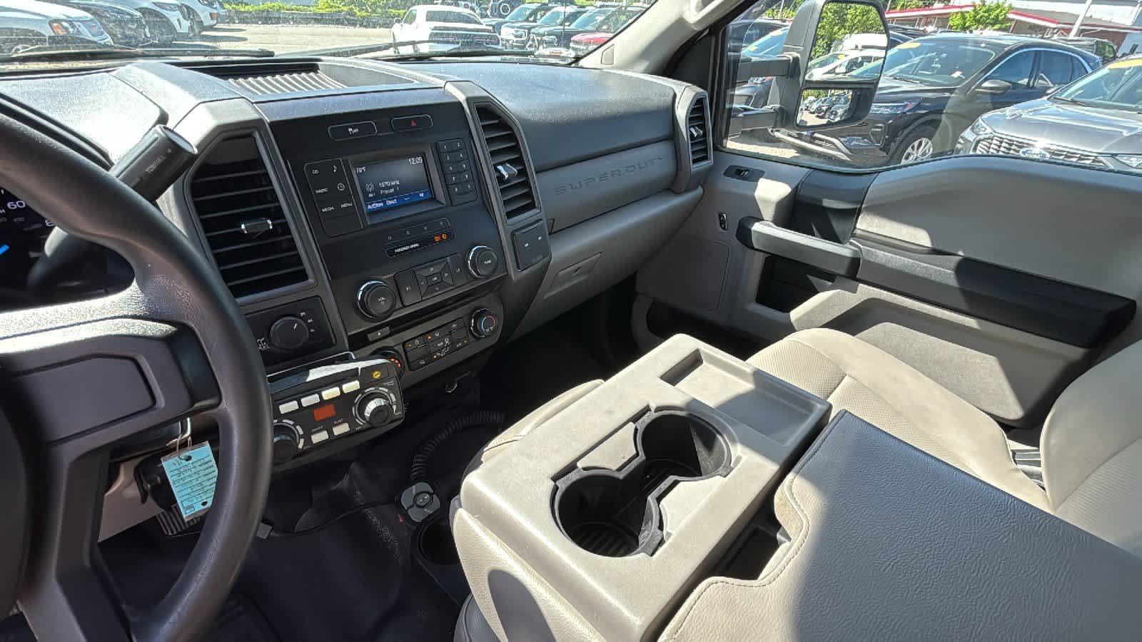2017 Ford F-350 Super Duty XL - Photo 21