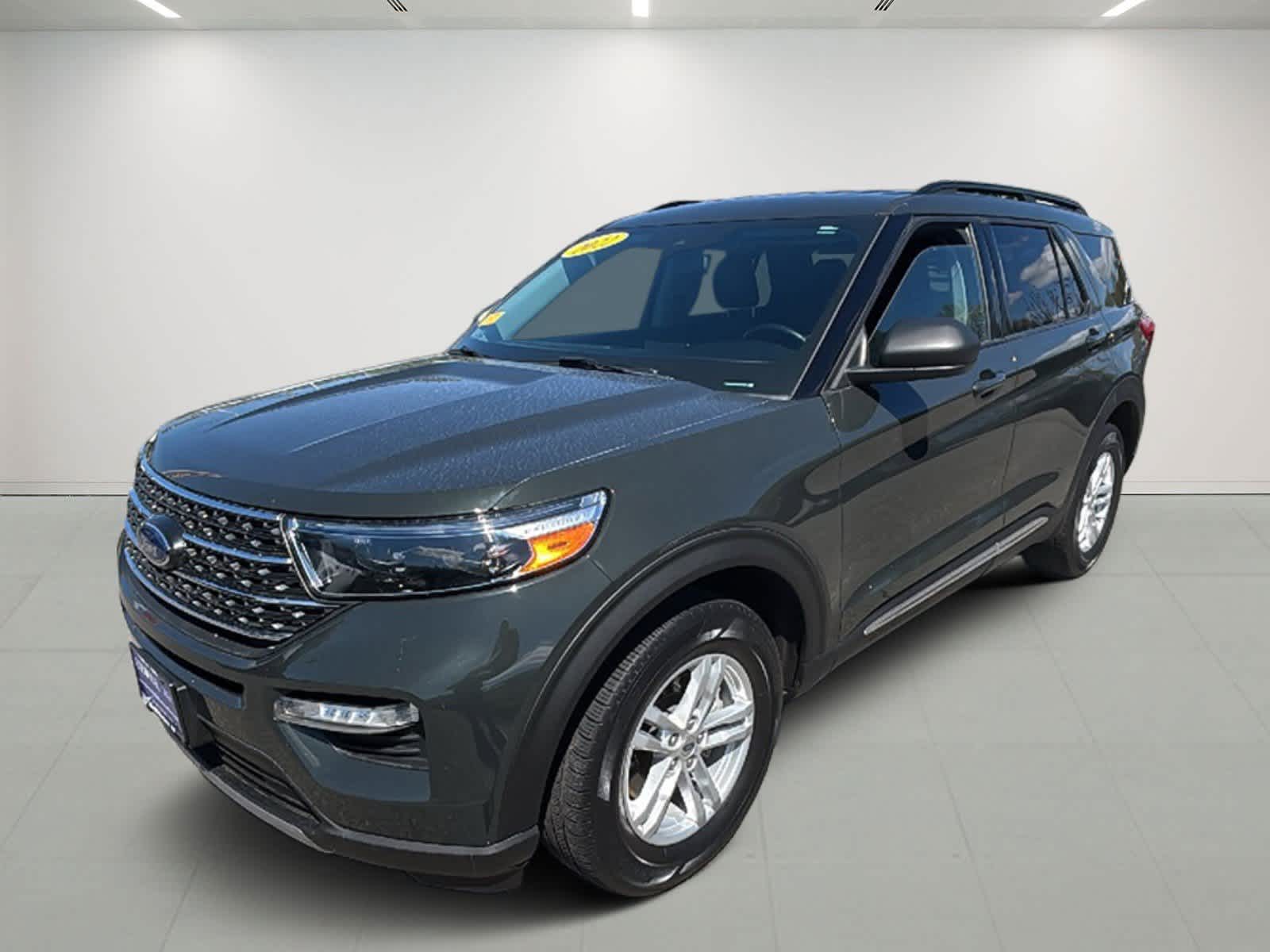 2022 Ford Explorer XLT 4WD's photo