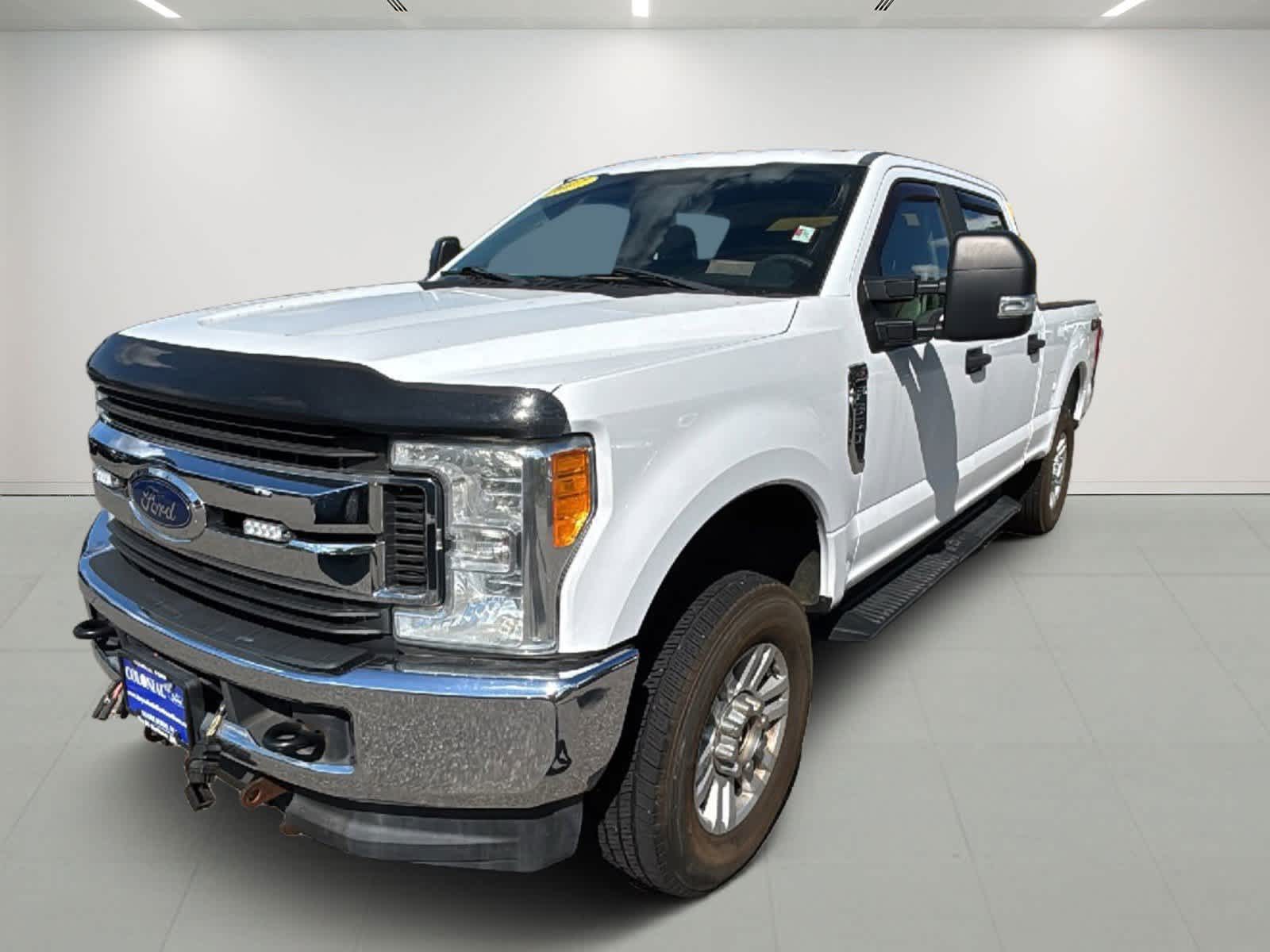 2017 Ford F-350 XL 4x4 Crew Cab 6-1/2' Box SRW's photo