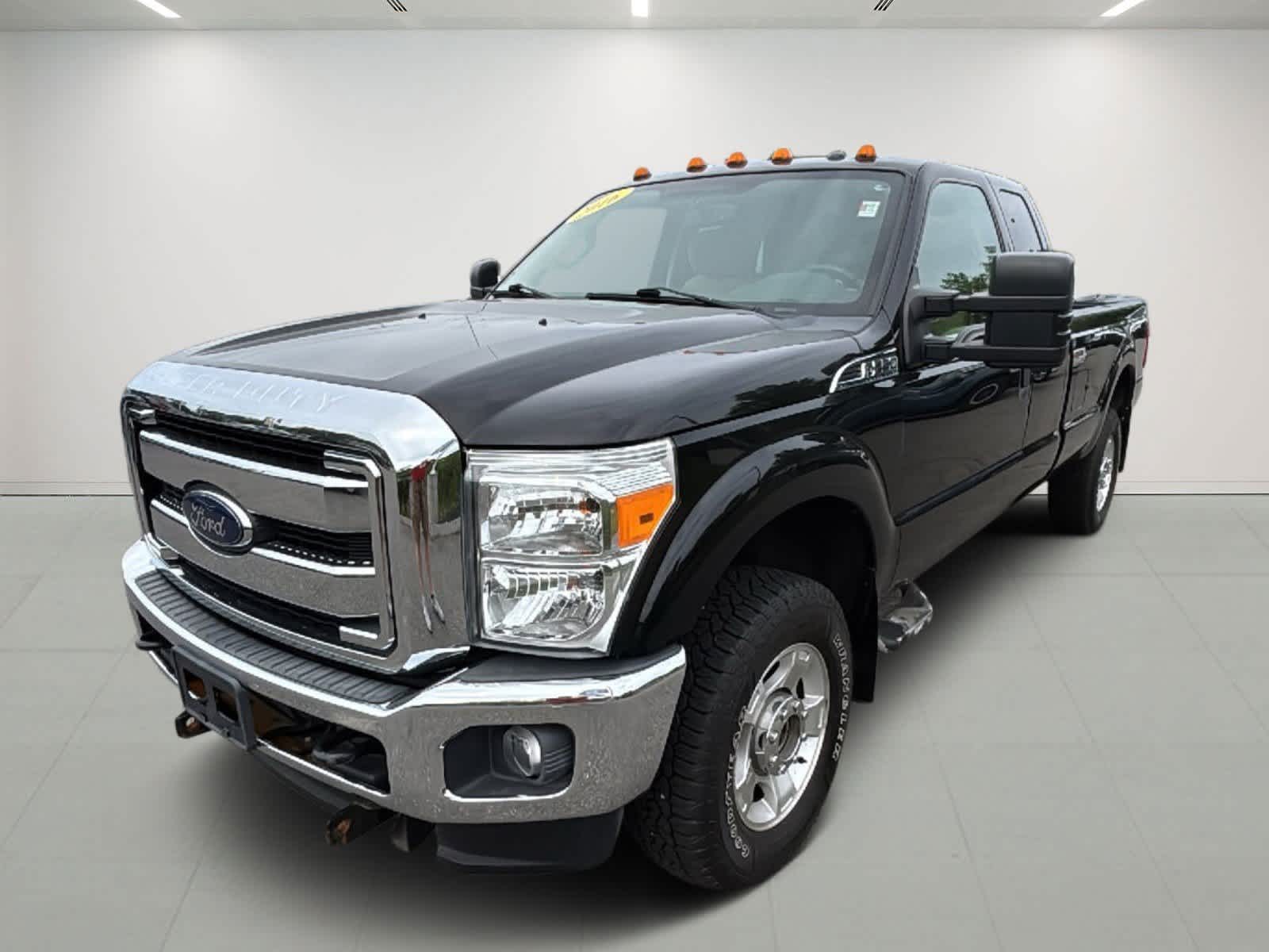 2016 Ford F-250 XLT 4x4 SuperCab 8' Box's photo