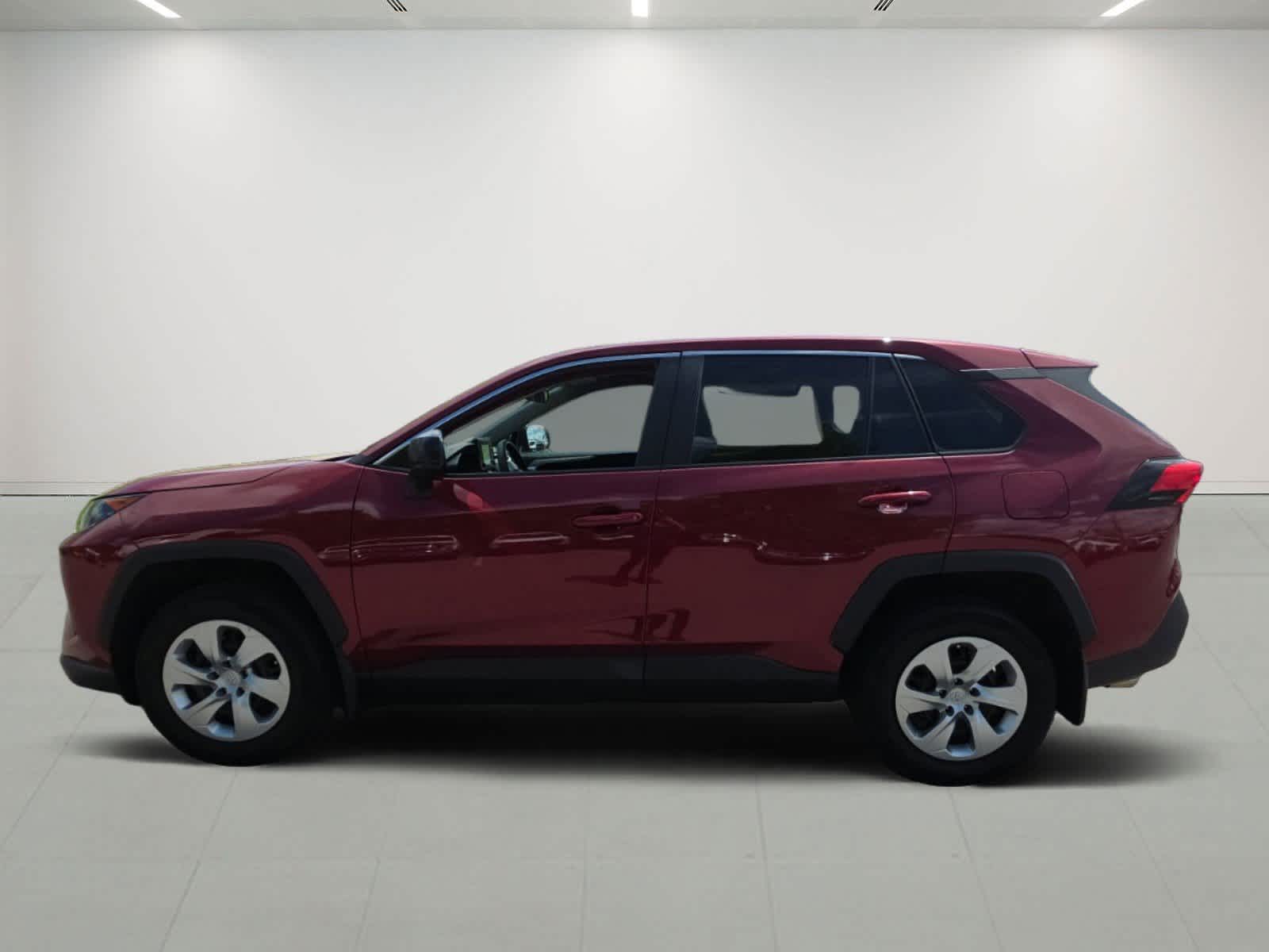 Used 2022 Toyota RAV4 LE with VIN 2T3F1RFV3NW307079 for sale in Marlboro, MA