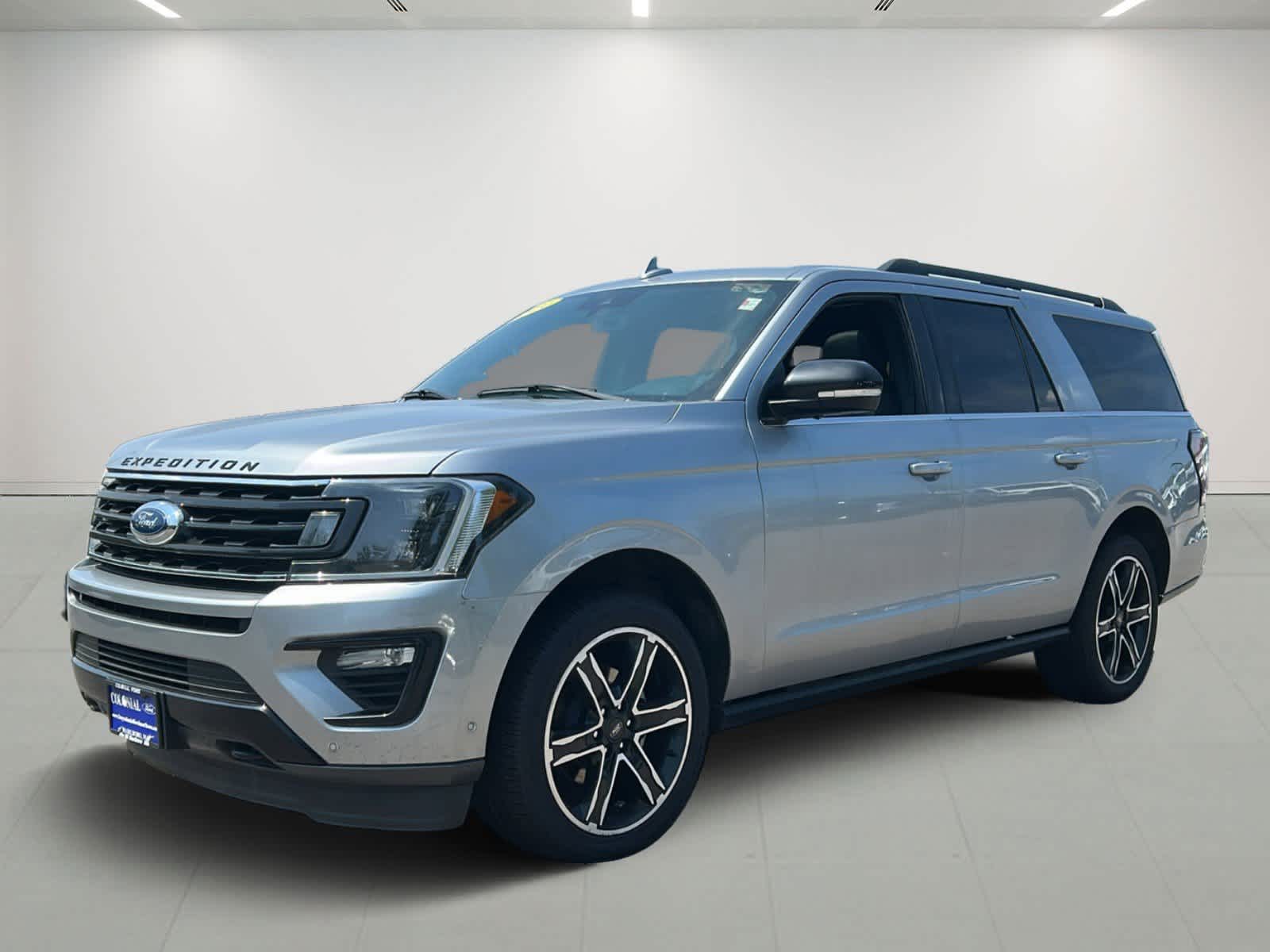 2021 Ford Expedition Limited's photo