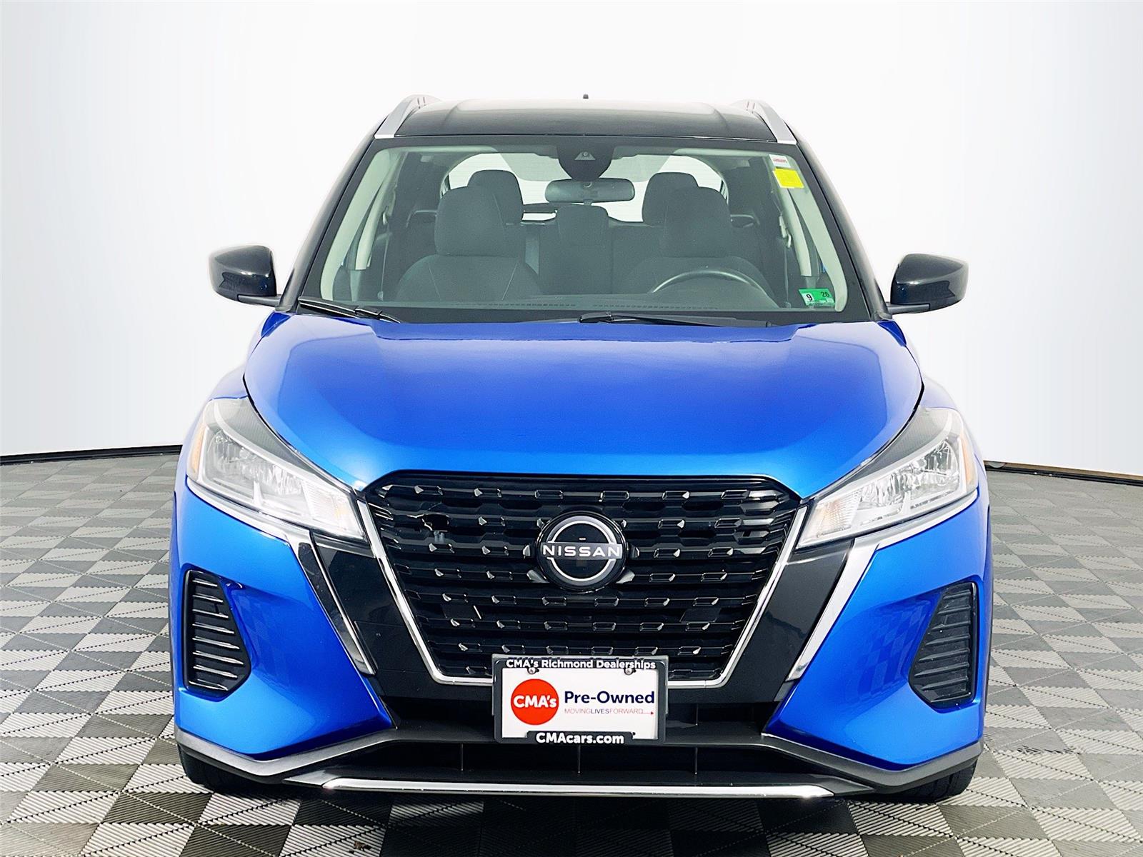 2023 Nissan Kicks SV photo 2