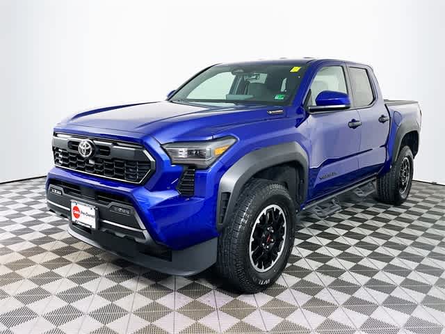 2025 Toyota Tacoma TRD Off-Road Double Cab photo 3