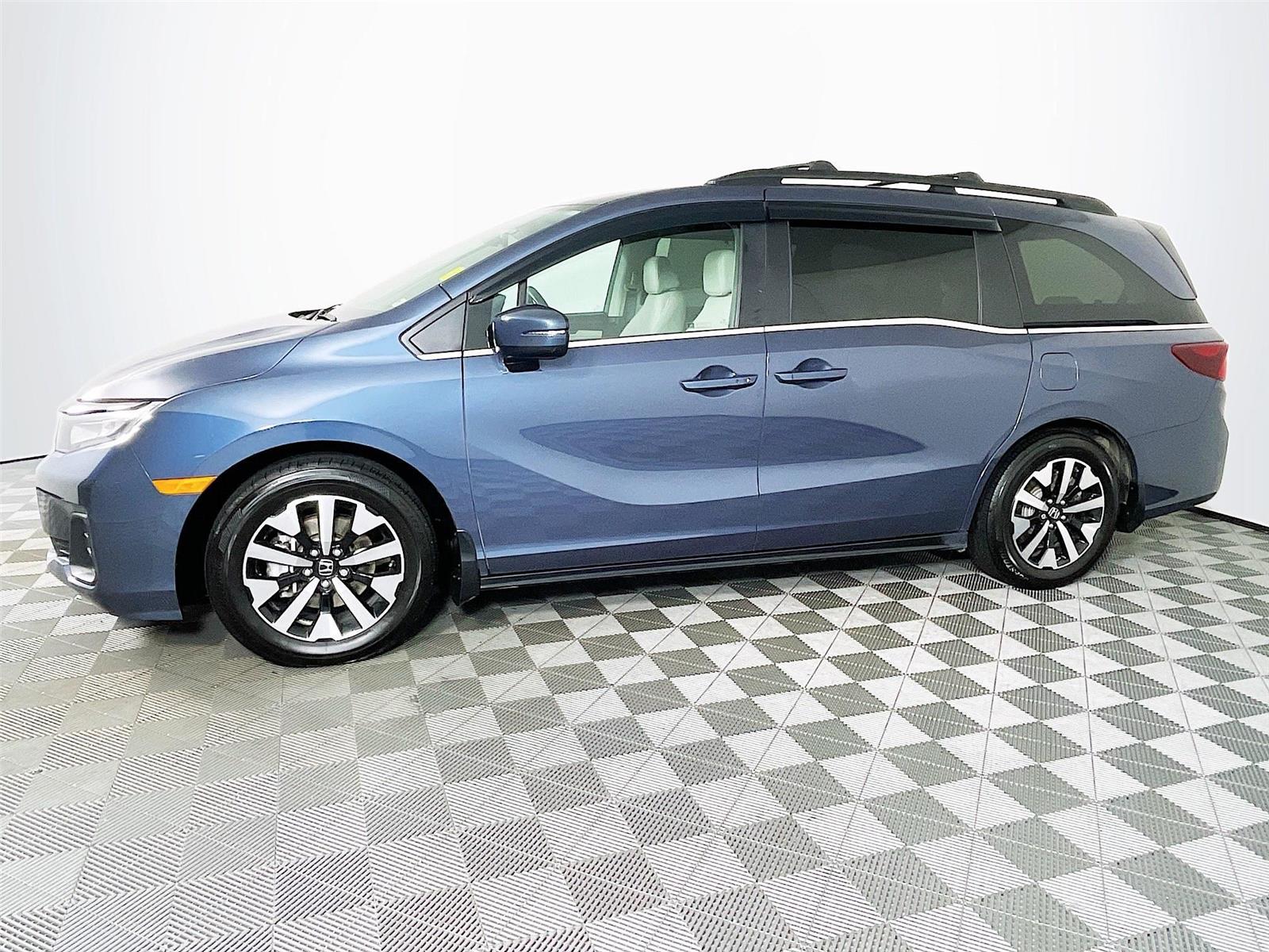 2025 Honda Odyssey EX-L photo 4