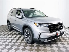 2025 Honda Pilot Touring SUV