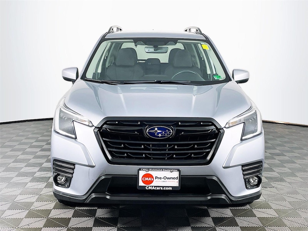 Used 2024 Subaru Forester Premium SUV