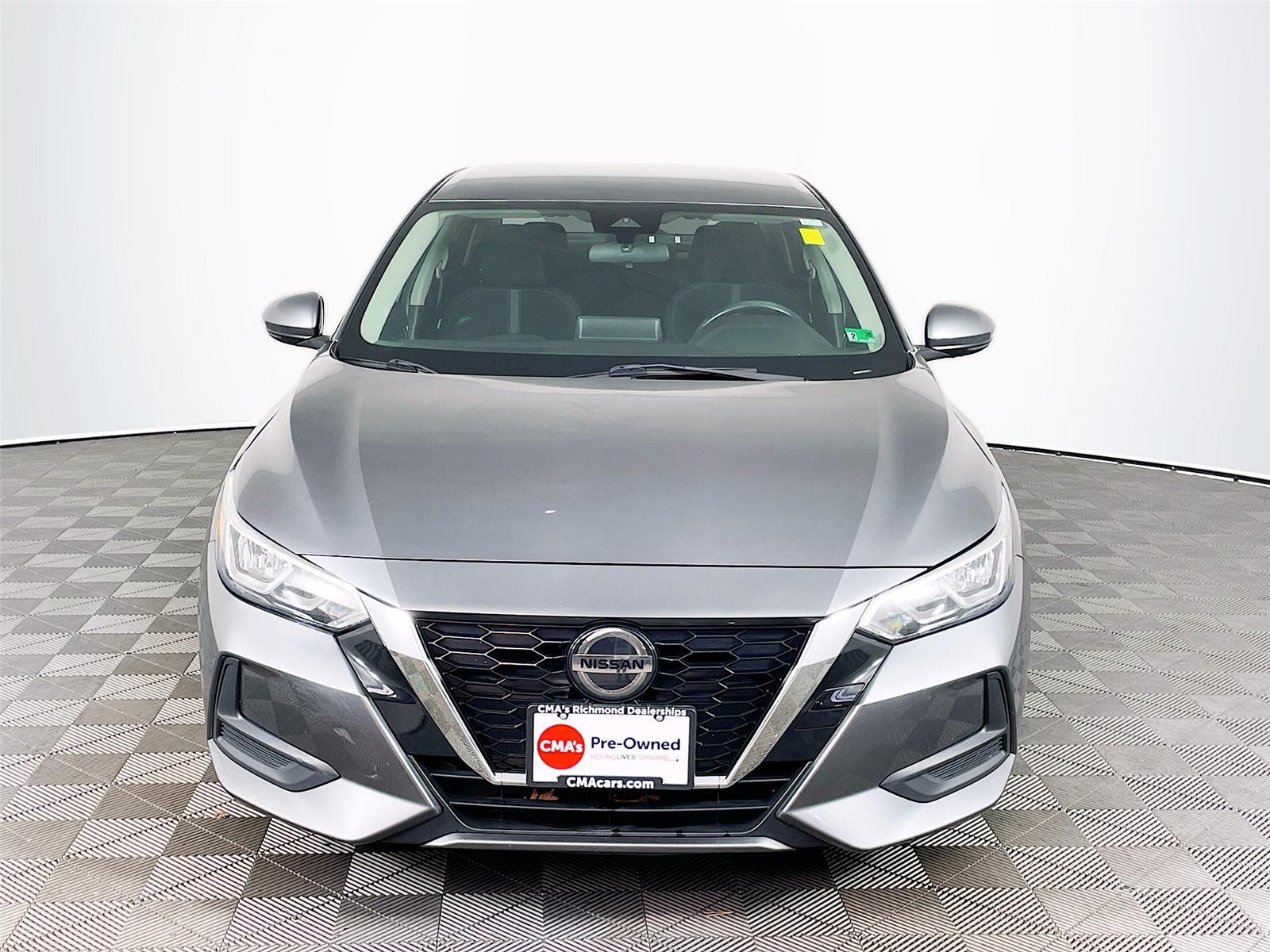 2020 Nissan Sentra SV photo 2
