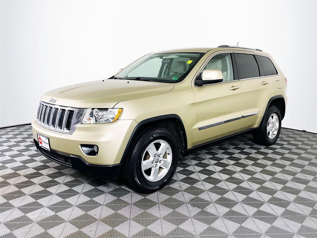 Used 2011 Jeep Grand Cherokee Laredo SUV