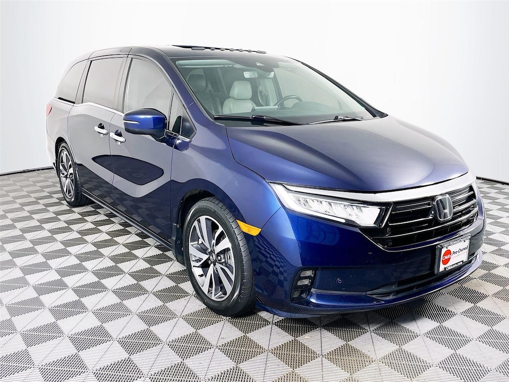 Used 2021 Honda Odyssey Touring Van