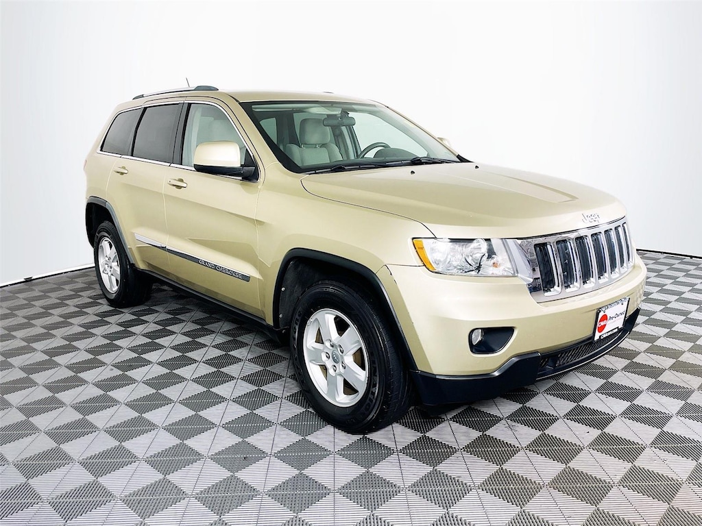 Used 2011 Jeep Grand Cherokee Laredo SUV