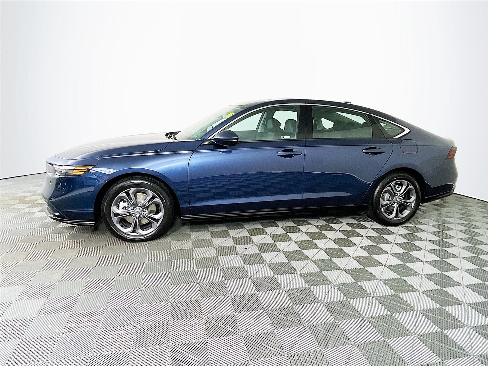 2025 Honda Accord Hybrid EX-L photo 4