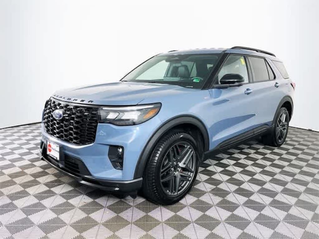 Used 2025 Ford Explorer ST-Line SUV