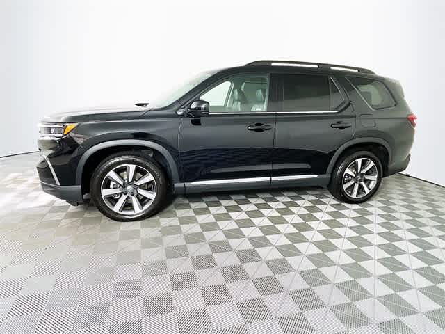 2025 Honda Pilot Touring photo 3