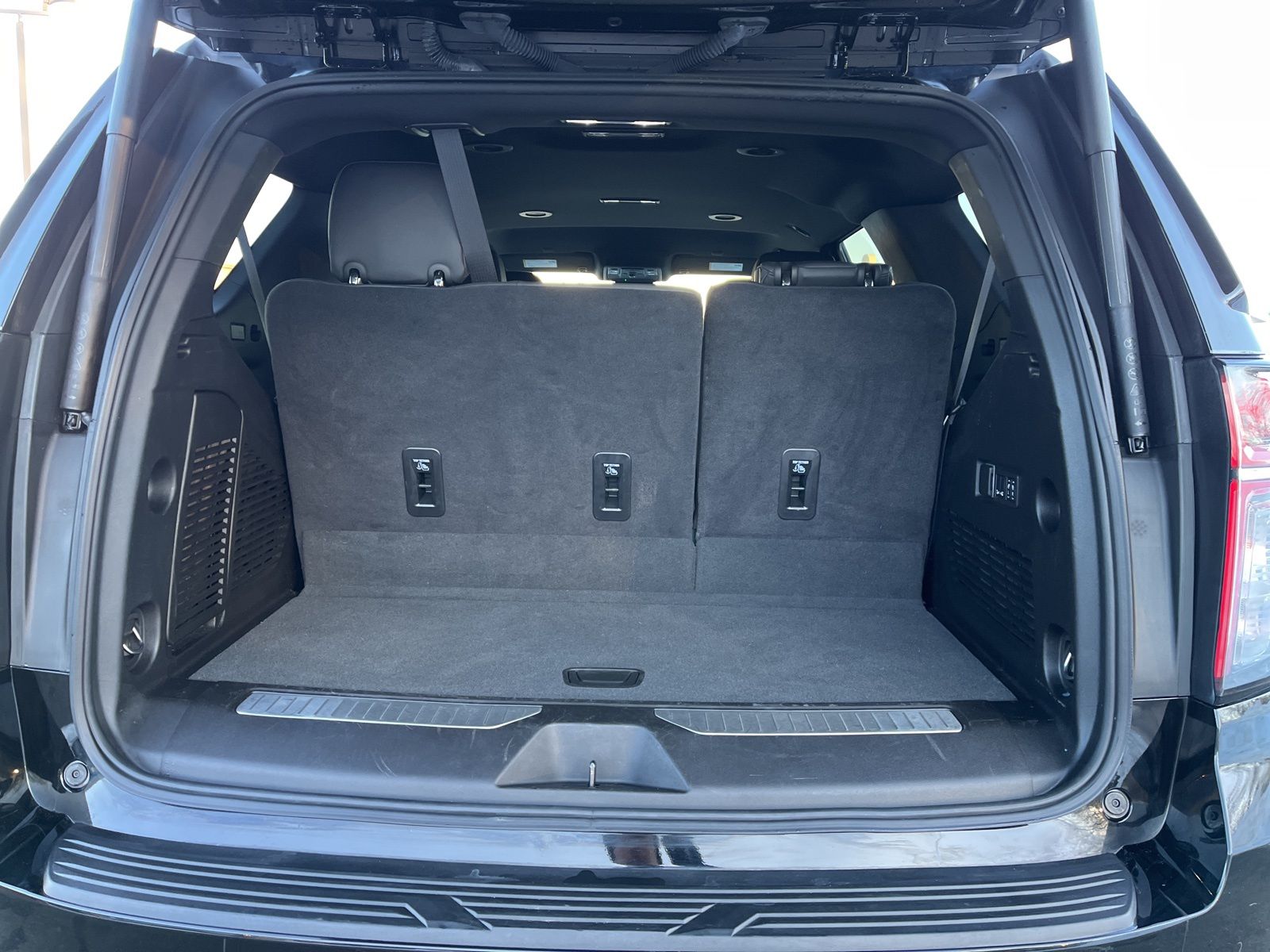 2024 Chevrolet Tahoe RST - Photo 23