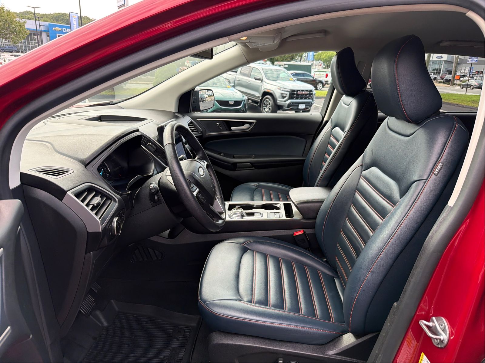2023 Ford Edge SEL - Photo 9