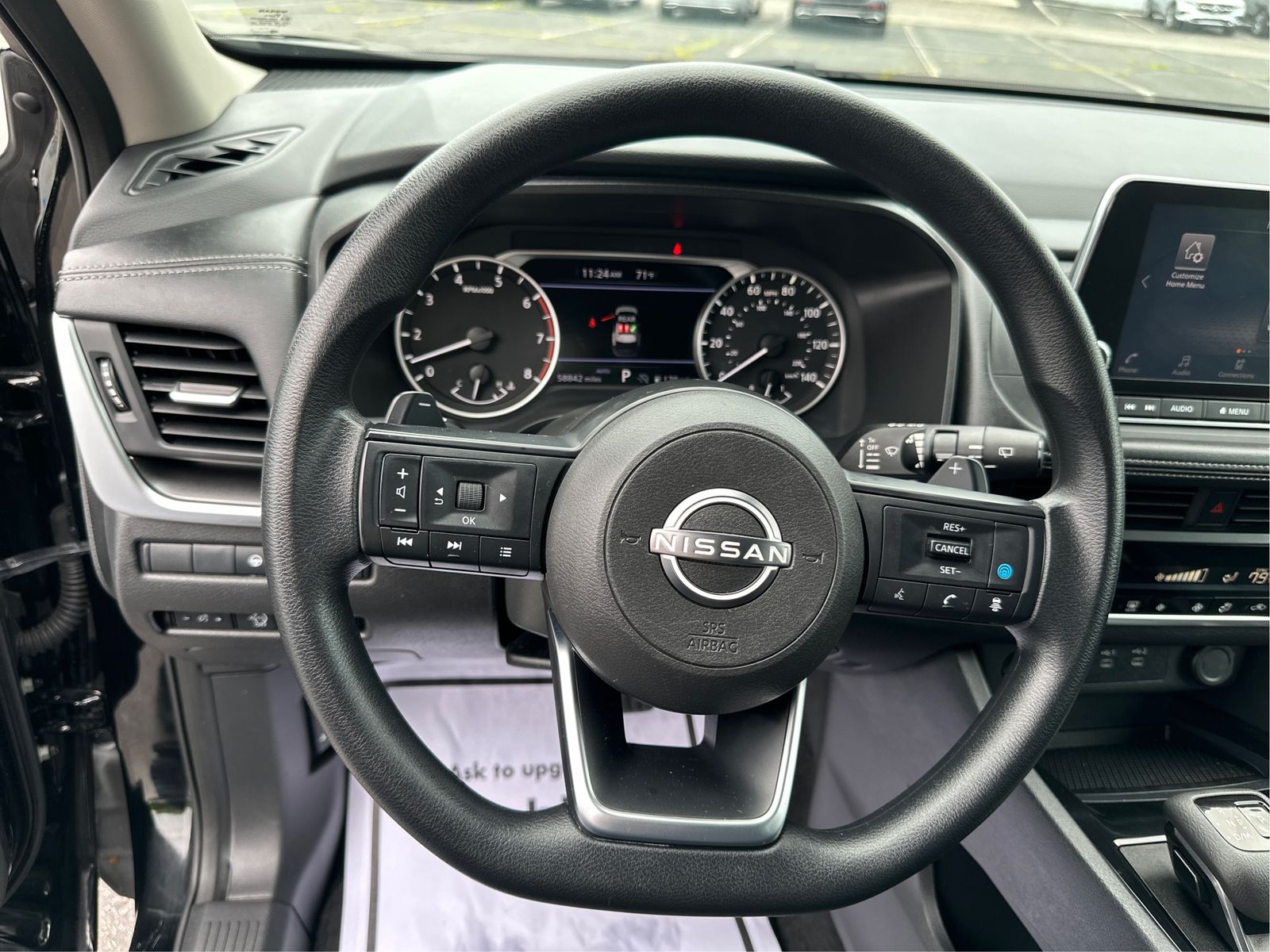 2024 Nissan Rogue SV - Photo 18