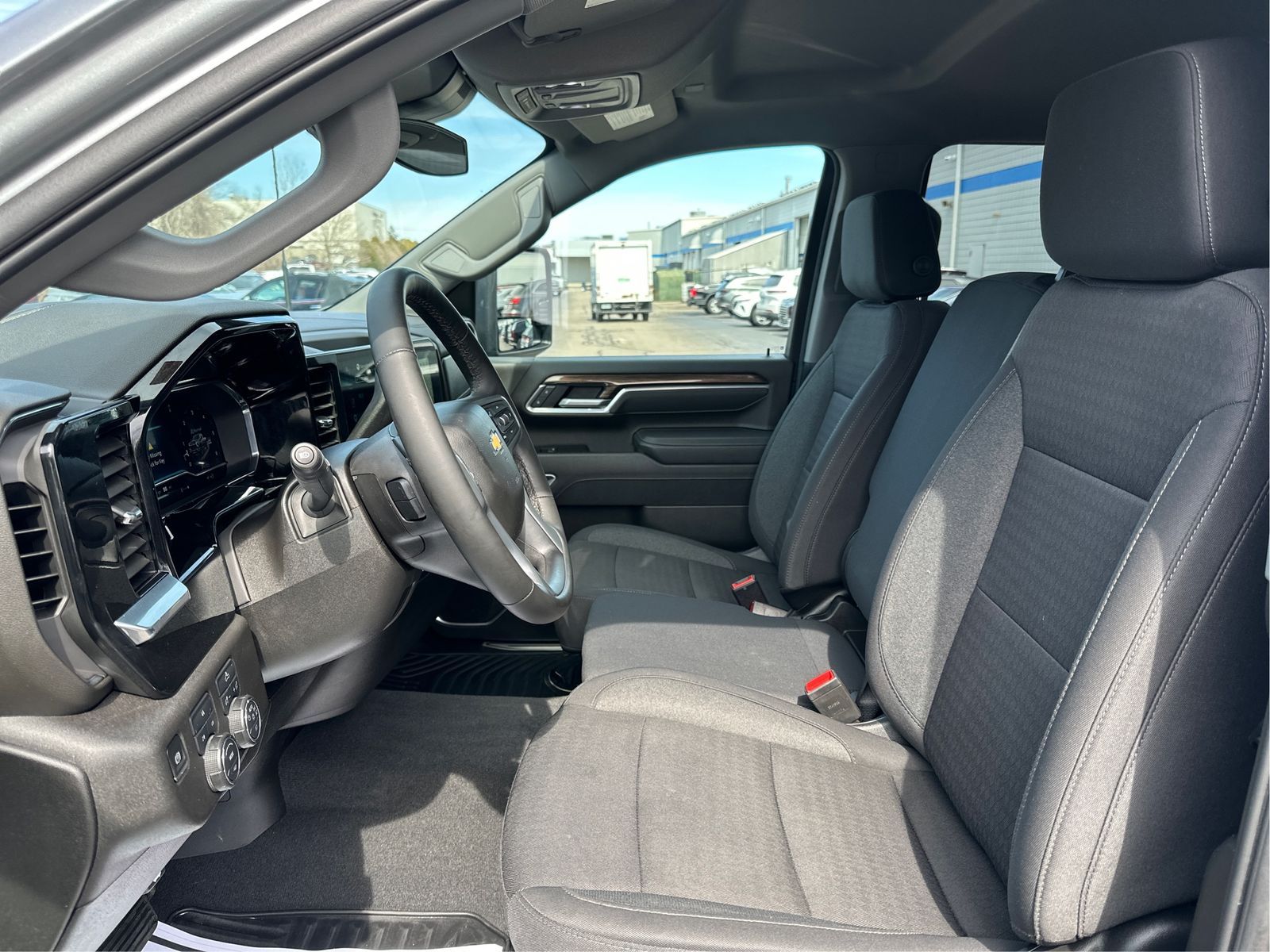 2025 Chevrolet Silverado 2500HD LT - Photo 9
