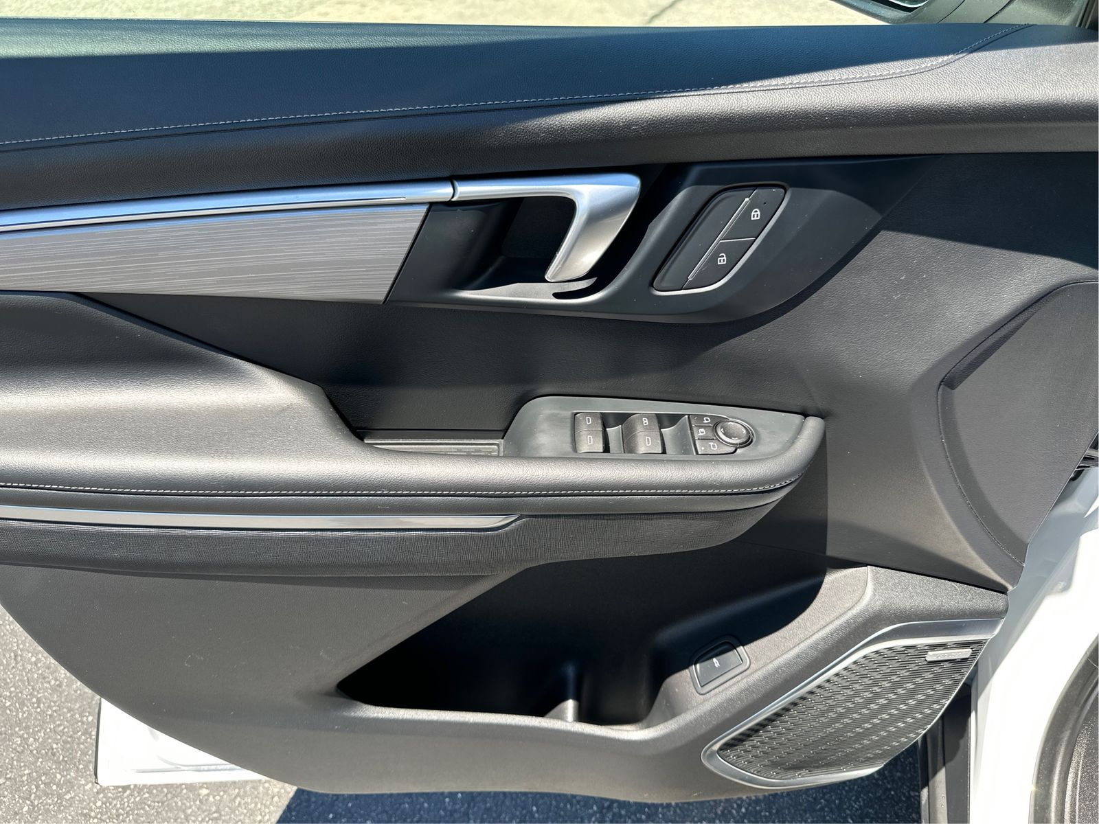2025 Buick Enclave Preferred - Photo 20