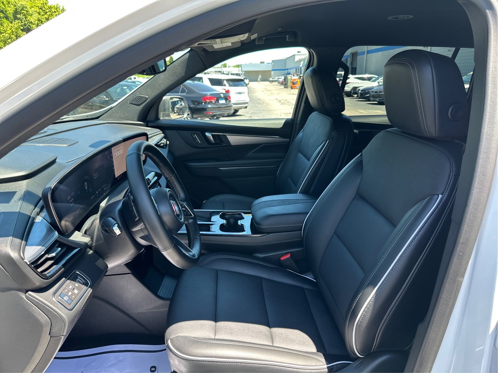 2025 Buick Enclave Preferred - Photo 9
