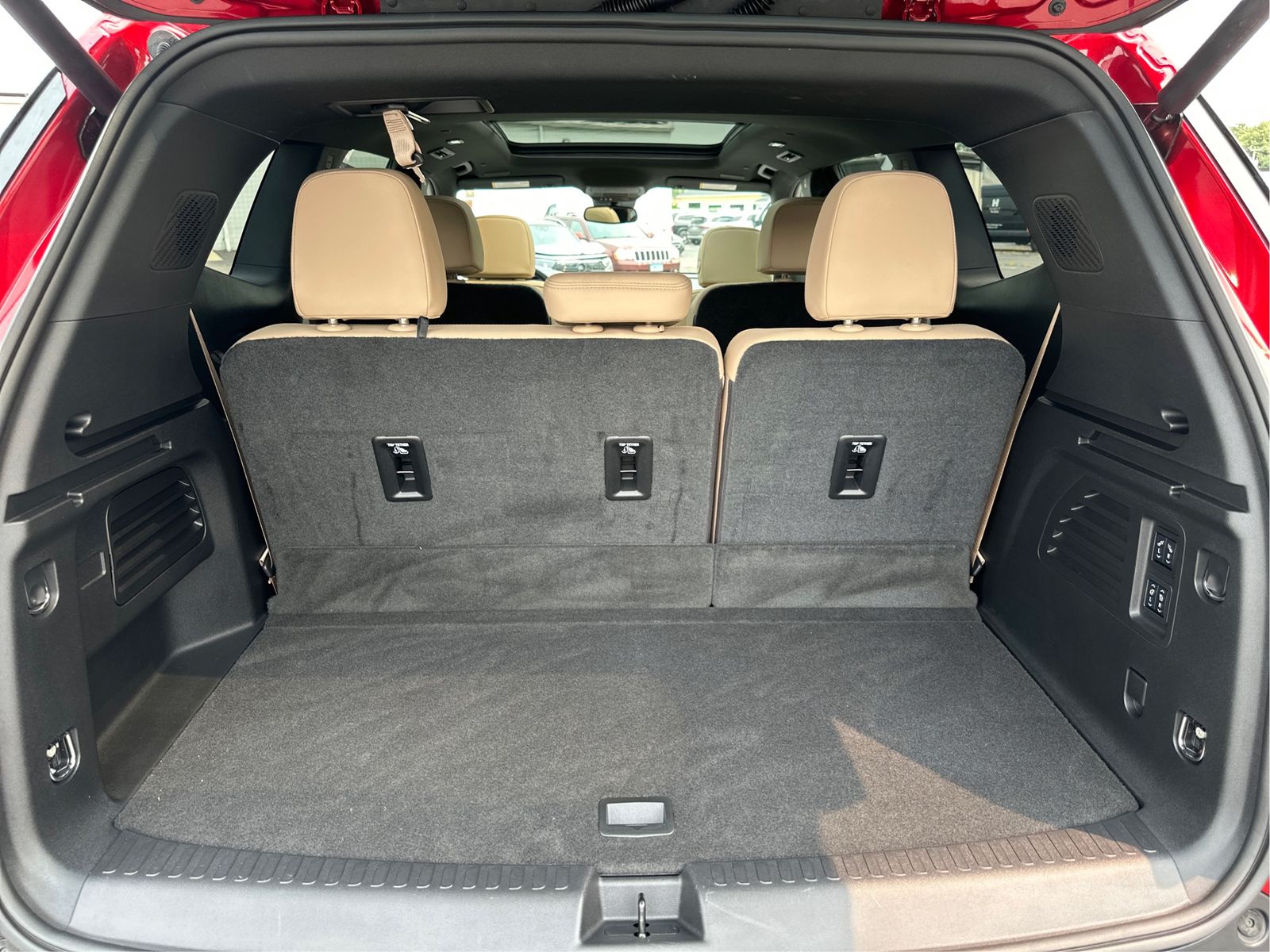 2025 Buick Enclave Preferred - Photo 13