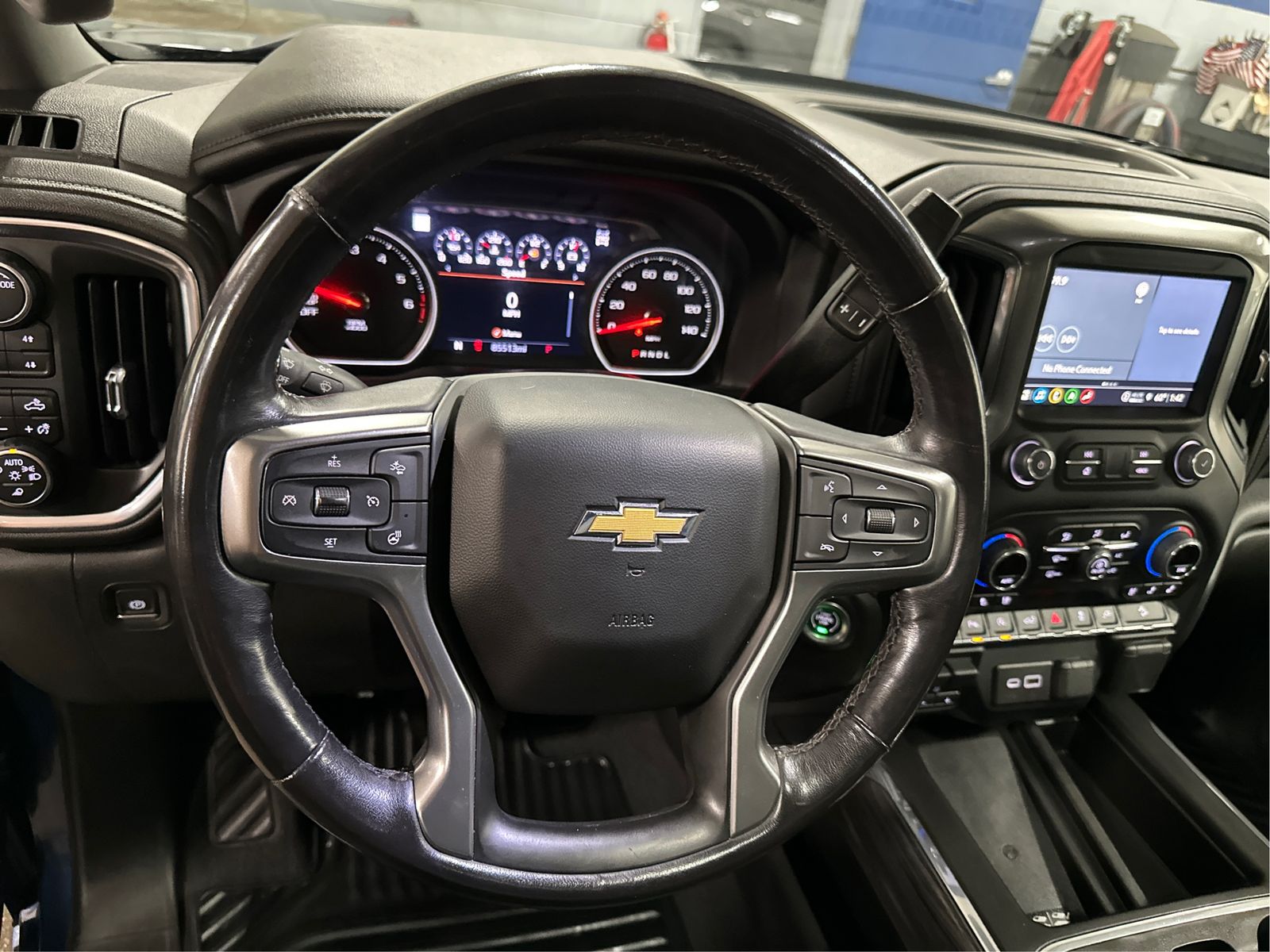 2022 Chevrolet Silverado 1500 Limited LTZ - Photo 19