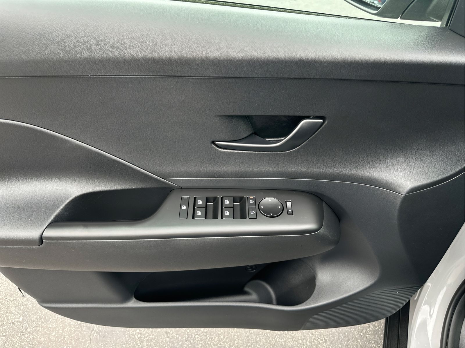 2024 Hyundai Kona SEL - Photo 20