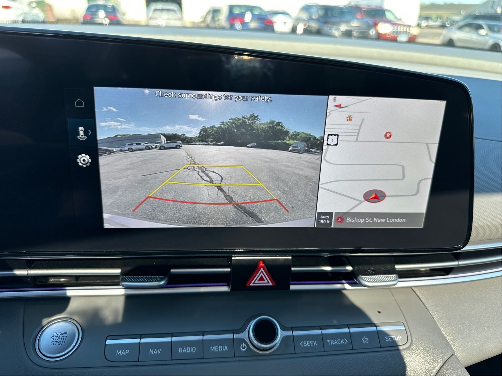 2024 Hyundai Elantra SEL - Photo 16